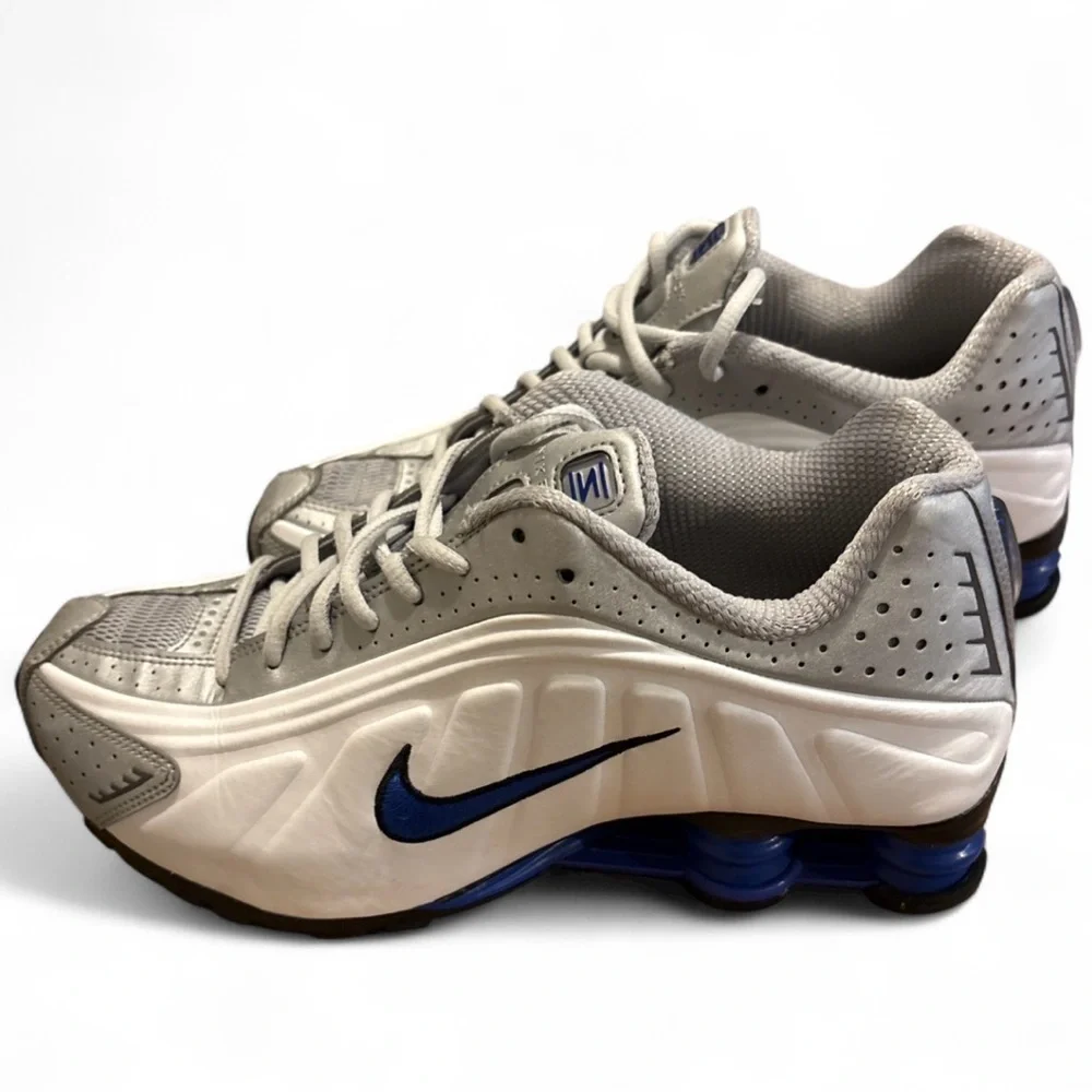 Nike Shox R4 White Metallic Silver Blue Mens 8.5 Running Sneakers